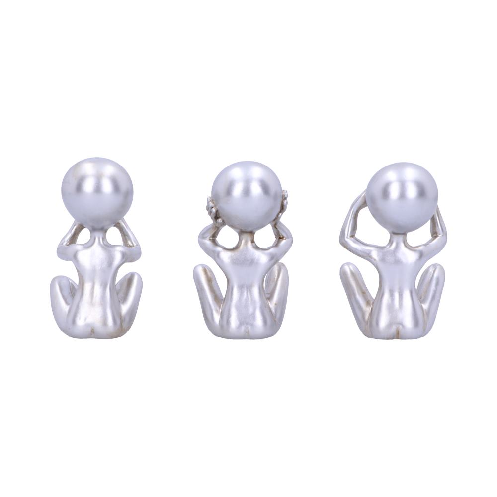 Three Wise Aliens Figurine